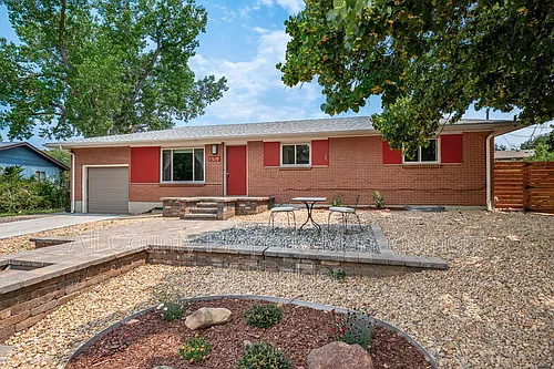 1210 Aikins Way Photo 1