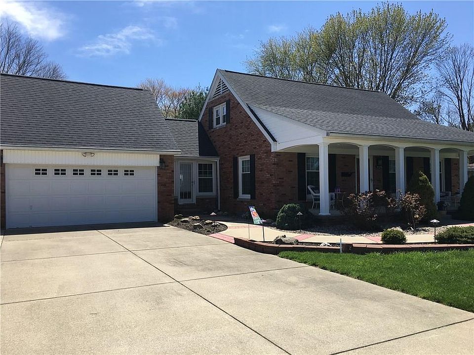 2nd image of 3325 Hillcrest Dr