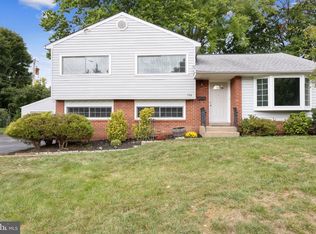 508 Oxford Rd, Morrisville, PA 19067