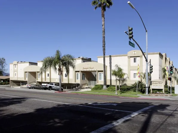 Juniper Court, 250 E 5th Ave E #2B-2Ba-900Sqft, Escondido, CA 92025