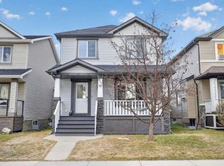 70 W Bridlecrest Mnr SW, Calgary, AB T2Y4Y3