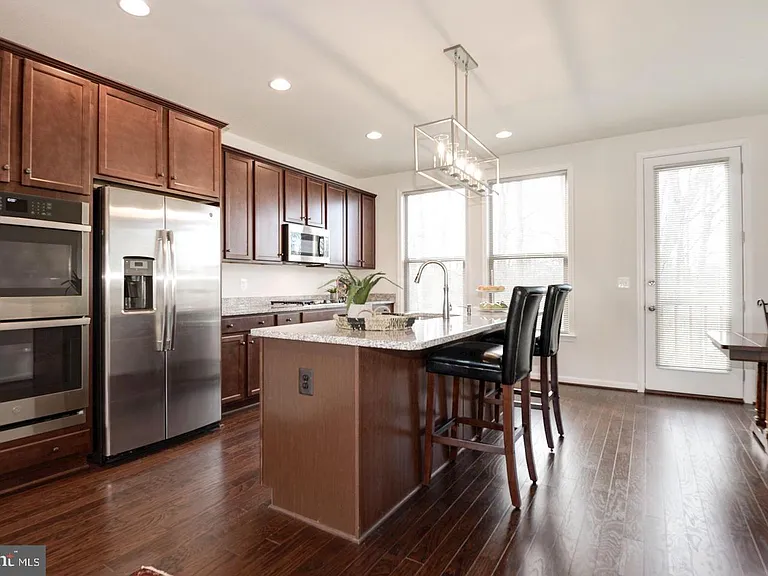 42482 Dogwood Glen Sq — Photo 11