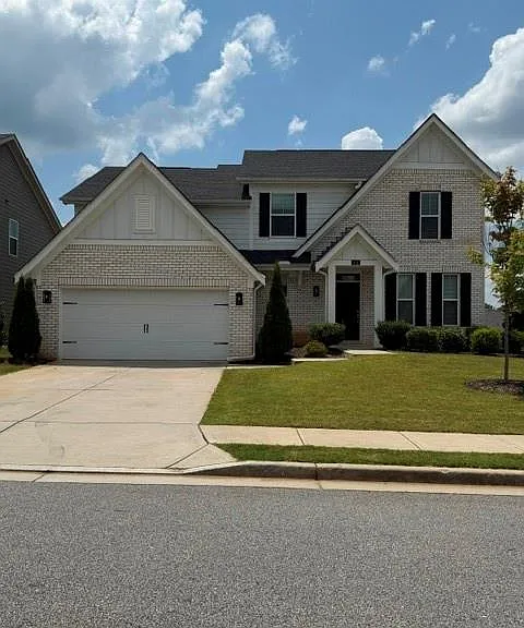 48 Candlewood Ln — Photo 1