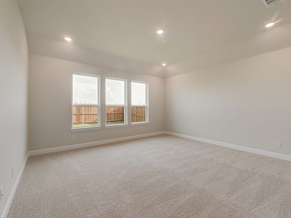 5th image of 5800 Chidlow Dr