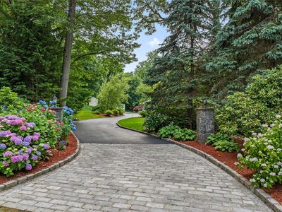 66 Woodland Drive, Oyster Bay, NY, 11771