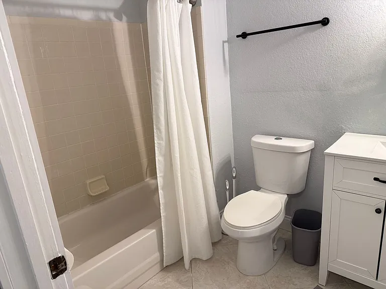 3705 SW 27th St #1218 — Photo 10