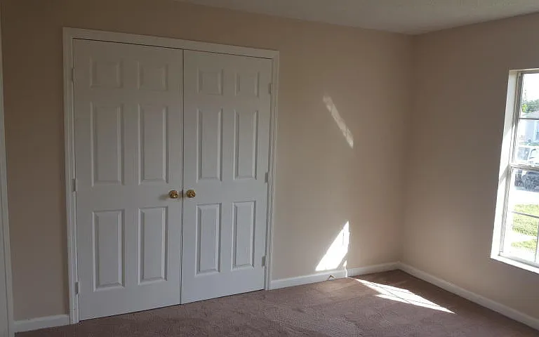 529 SW Baoy Ave — Photo 7