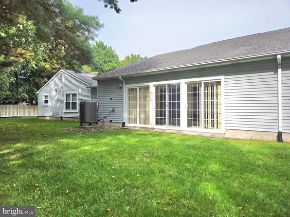 1447 Thornwood Dr