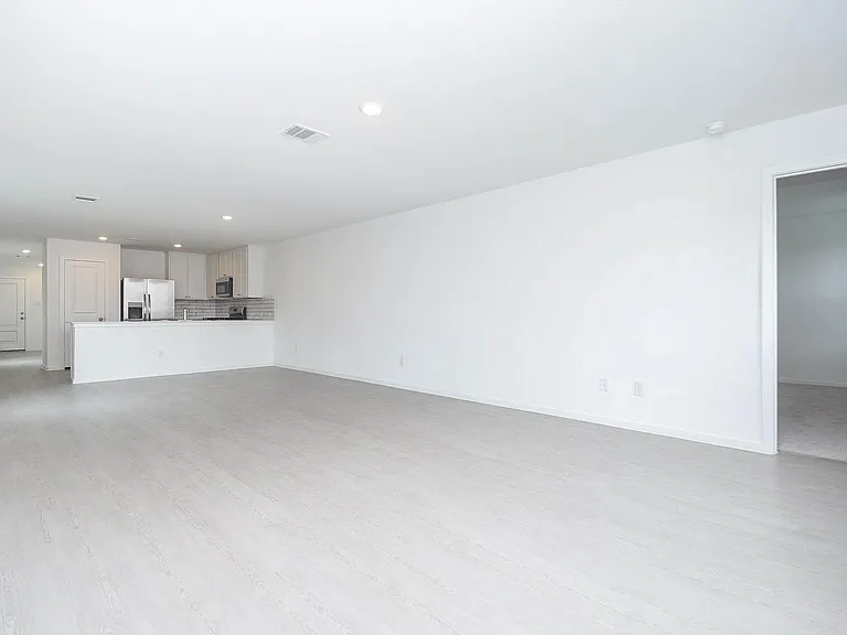 923 Capracotta Dr — Photo 15