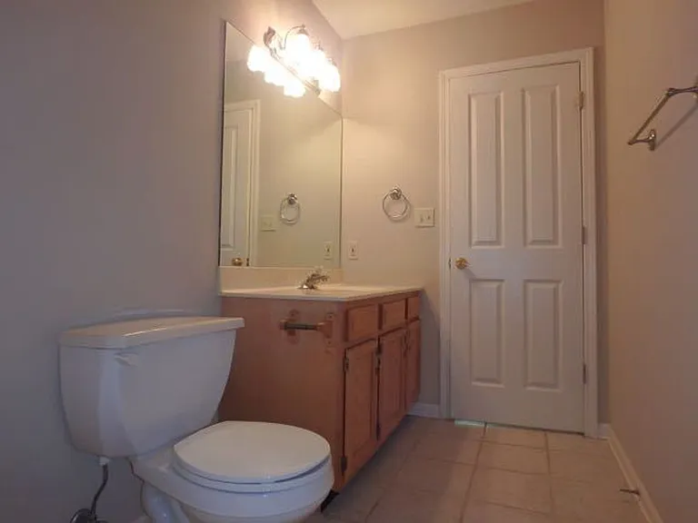2303 Silver Leaf Ct — Photo 14