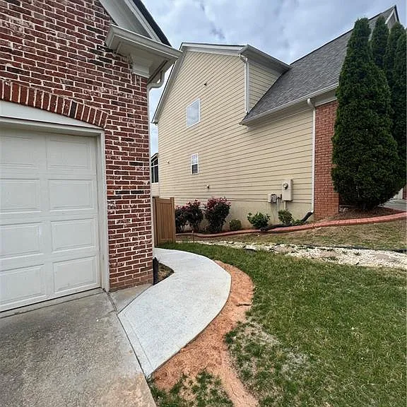 3152 Daleview Way SW — Photo 1