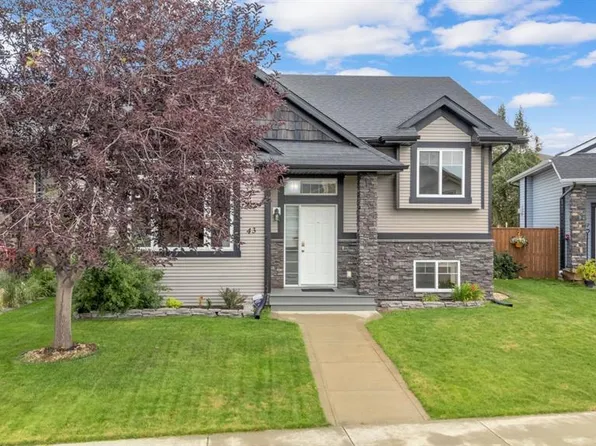 43 W Stephenson Cres, Red Deer, AB T4R 0L4