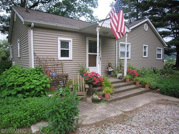 4th image of 6778 Lake Dr