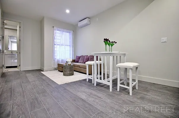 Rented by Real Street Inc | media 3