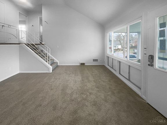 3rd image of 3379 Bellehaven Ct