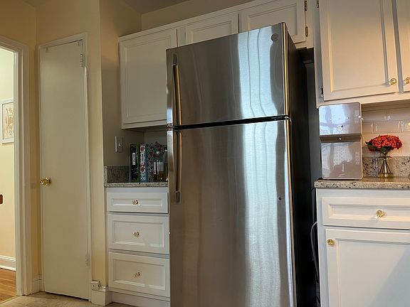 New Stainless Steel Refrigerator and water filtration system. Plenty of storage plus a closet for pantry items.