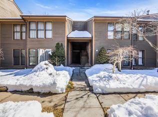 113 Heather Ct, Edison, NJ 08820