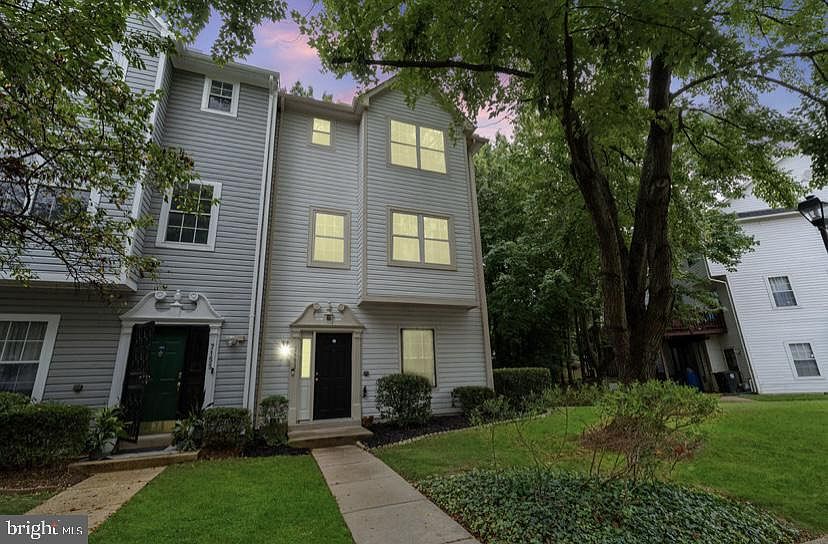 1st image of 7153 Mahogany Dr #1