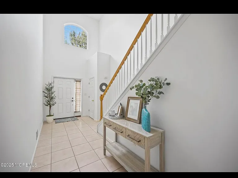 100 Pine St #9 — Photo 4
