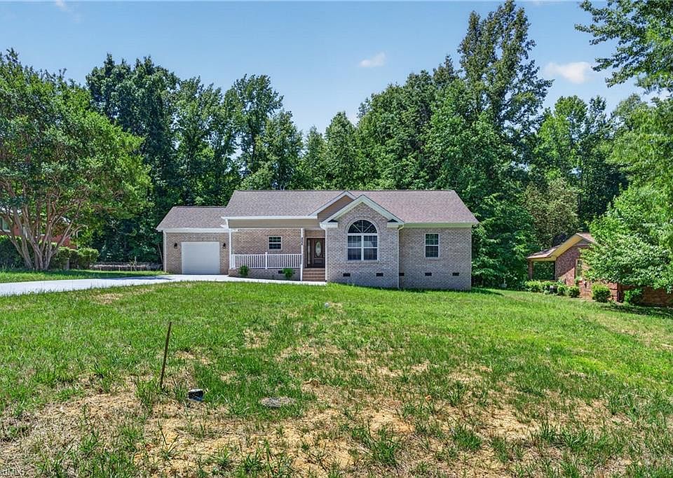 1st image of 4218 Farlow Dr