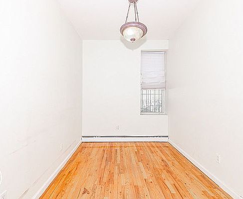 4th image of 1221 Atlantic Ave #3E