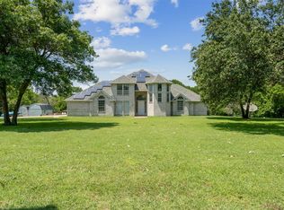 202 Cedar Dr, Grand Prairie, TX 75052