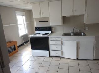 53 South St #B, Rollinsford, NH 03869