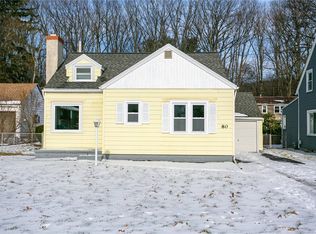 80 Birchwood Dr, Rochester, NY 14622