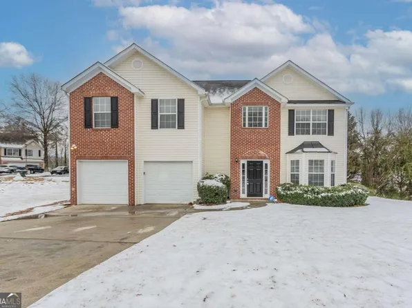 3870 Golfe Links Dr, Snellville, GA 30039