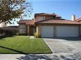 37807 Smoke Tree St, Palmdale, CA 93552