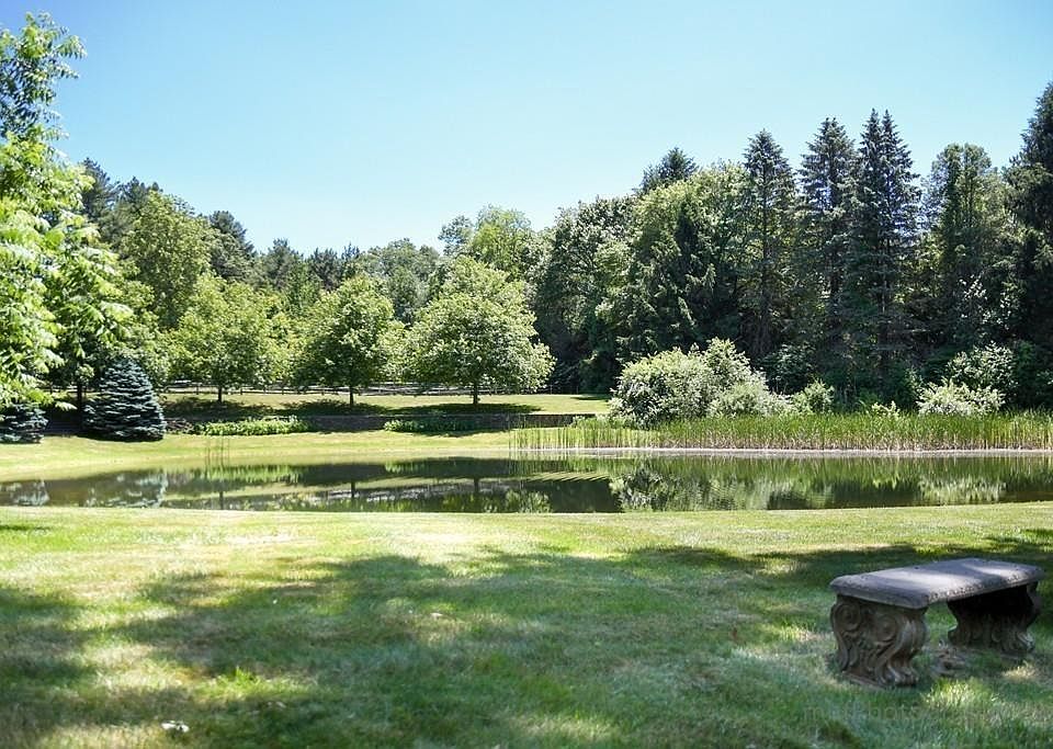 180 Oxbow Rd, Wayland, MA 01778 | Zillow