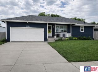 13721 Guildford St, Waverly, NE 68462