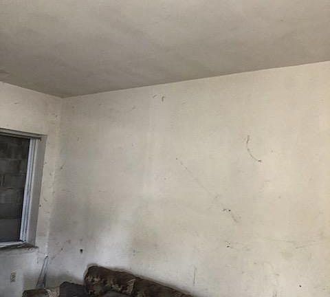 4th image of 1346 N Fremont Ave