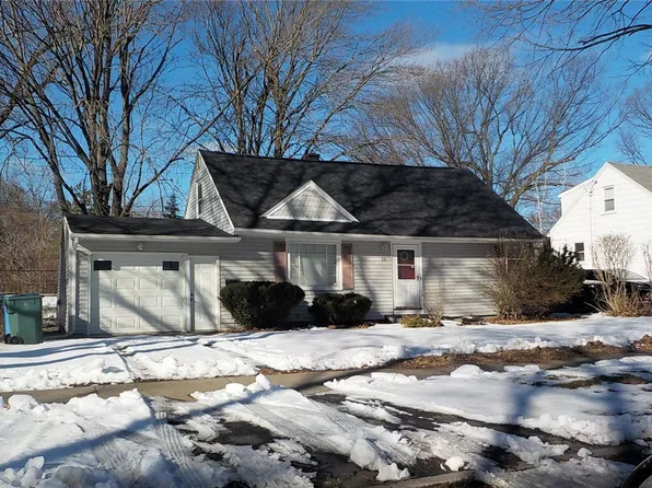 54 Edmonton Rd, Rochester, NY 14609