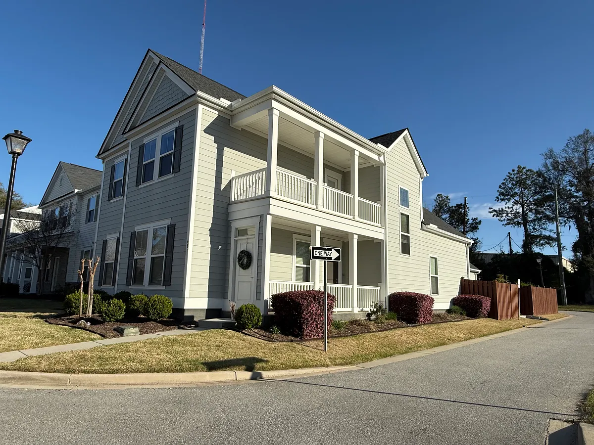 Building Photo - 481 Spring Hollow Dr