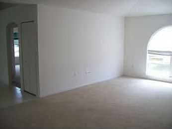 2nd image of 813 Wentworth St