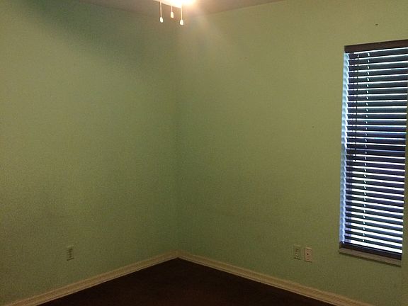 5th image of 10004 N Arden Ave