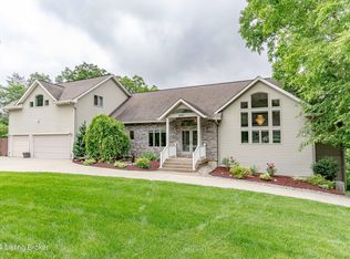 2101 Skyview Dr, Borden, IN 47106