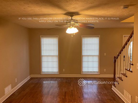 3rd image of 3240 Wakefield Dr