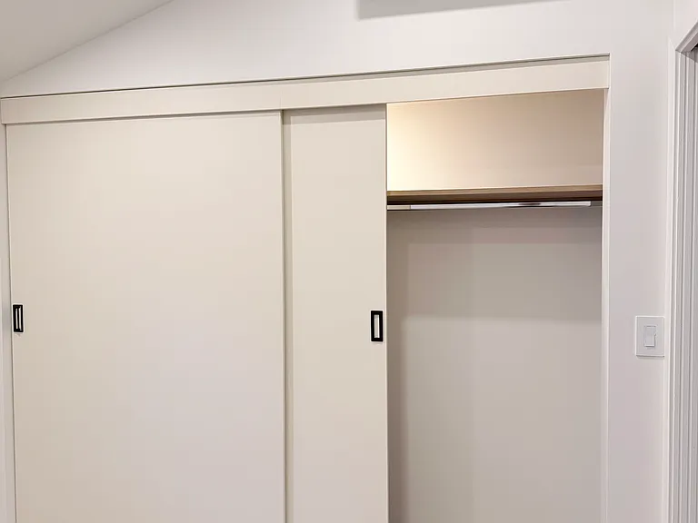 21905 Providencia St — Photo 10