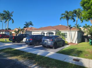 9557 SW 162nd Ct, Miami, FL 33196