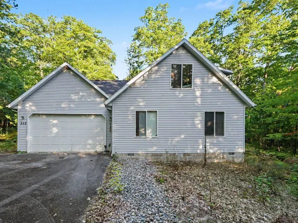233 Crystal Ln, Roscommon, MI 48653