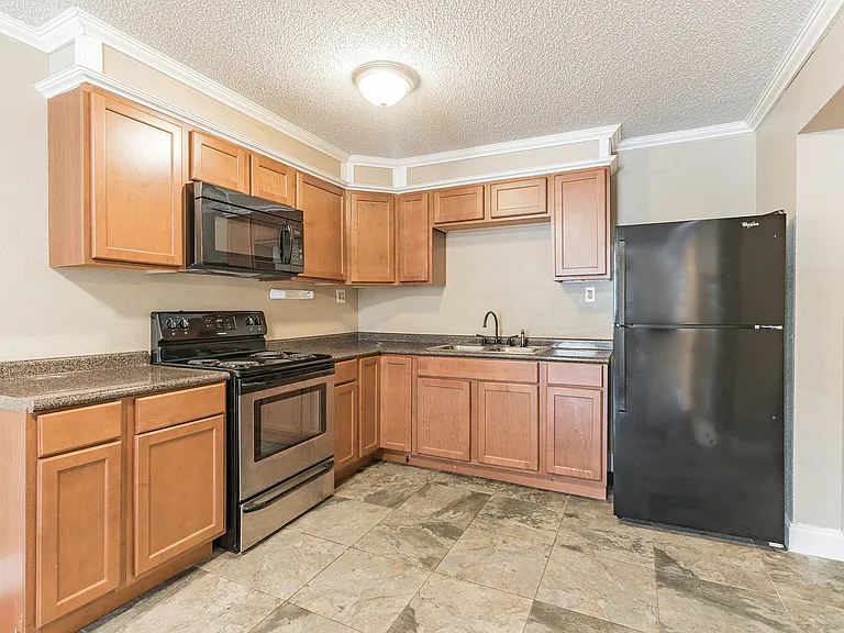 Destin Apartments — Photo 10