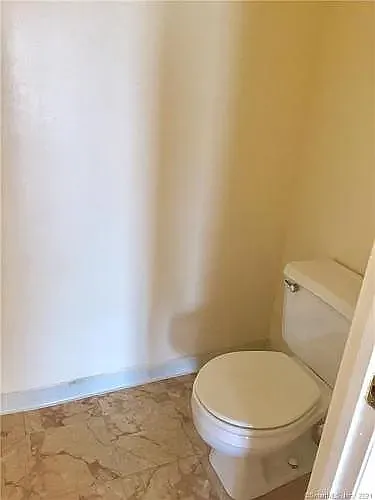 140 Kane St #B1 — Photo 17