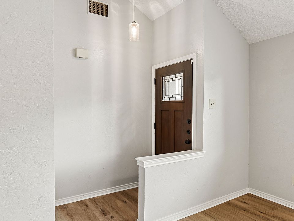 1st image of 2141 Stradivarius Ln
