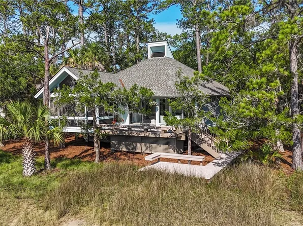11 Palm Isle Ct, Hilton Head Island, SC 29926