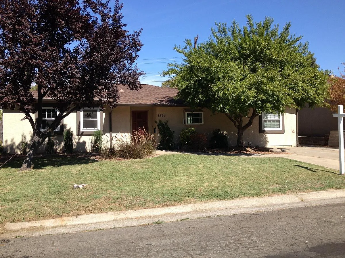 1521 Sebastian Way photo 1