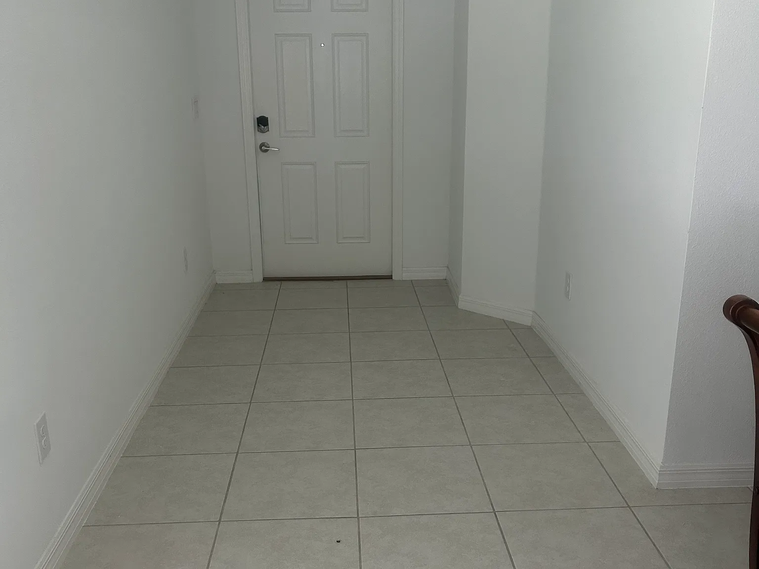 4 bed, 2.5 bath, 2200 sqft, $900 — Photo 3