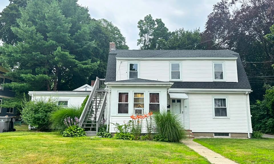1st image of 29 Newton Pl #B