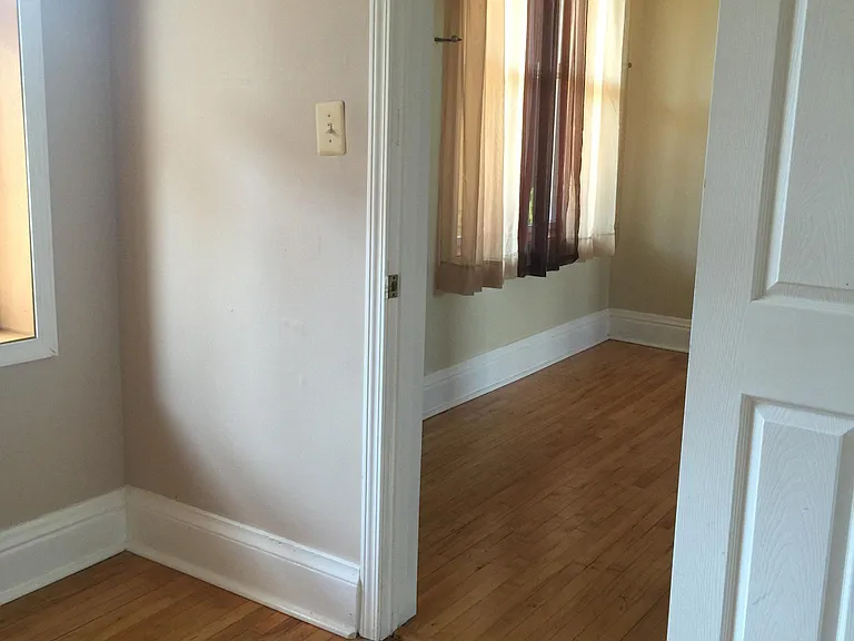 2251 S California Ave #3R — Photo 15